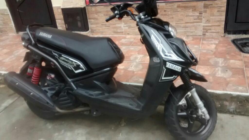 Moto Yamaha Biwisx