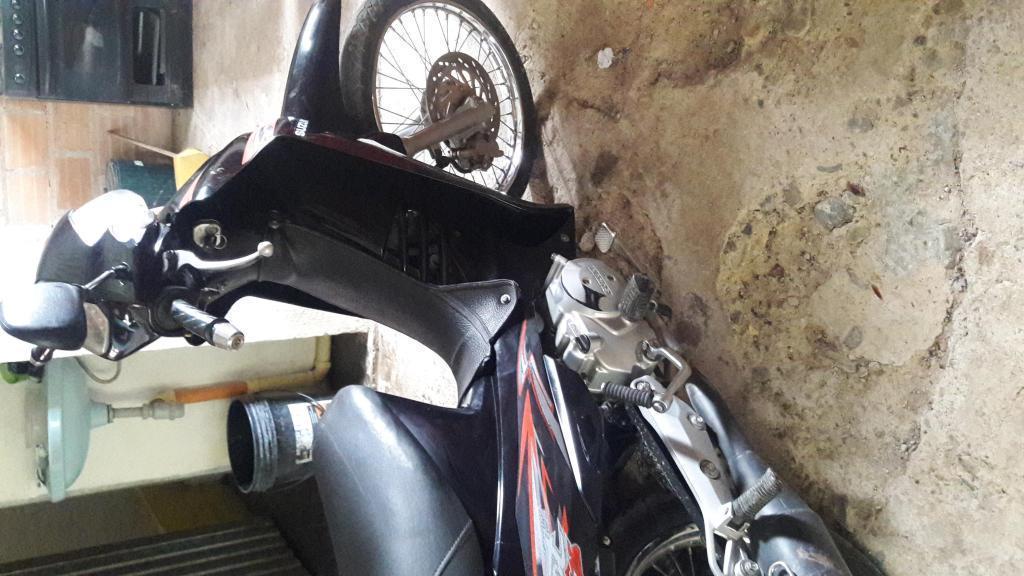 vendo moto best 125 modelo 2013 matriculada en samaniego