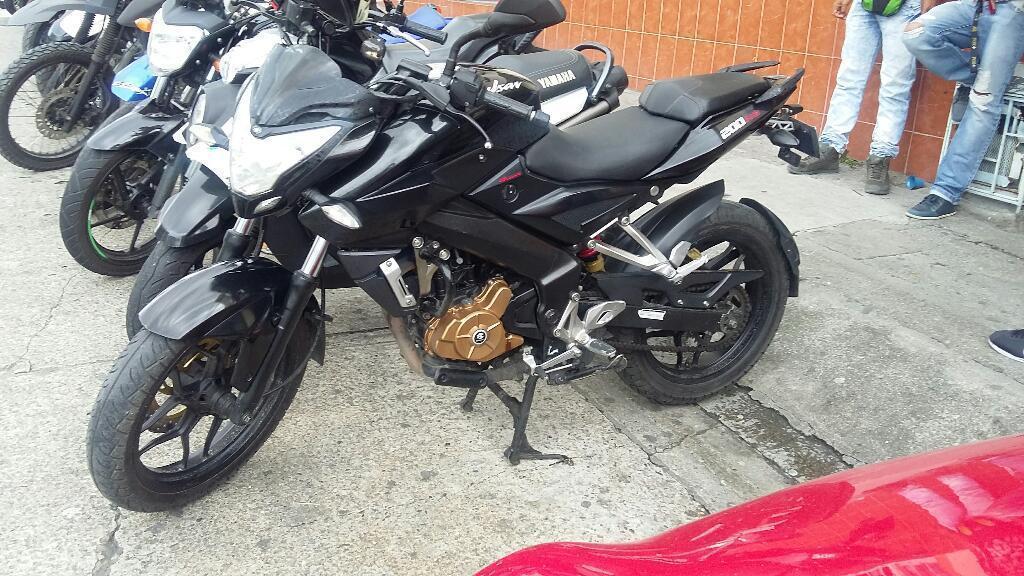 Vendo Pulsar Ns 200 Negra de Setta