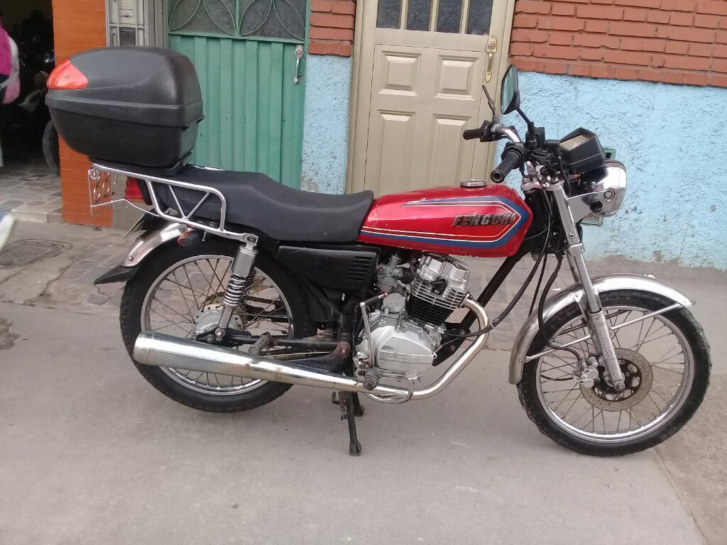 Moto Similar a La Akt 125 Modelo 2006 Ta