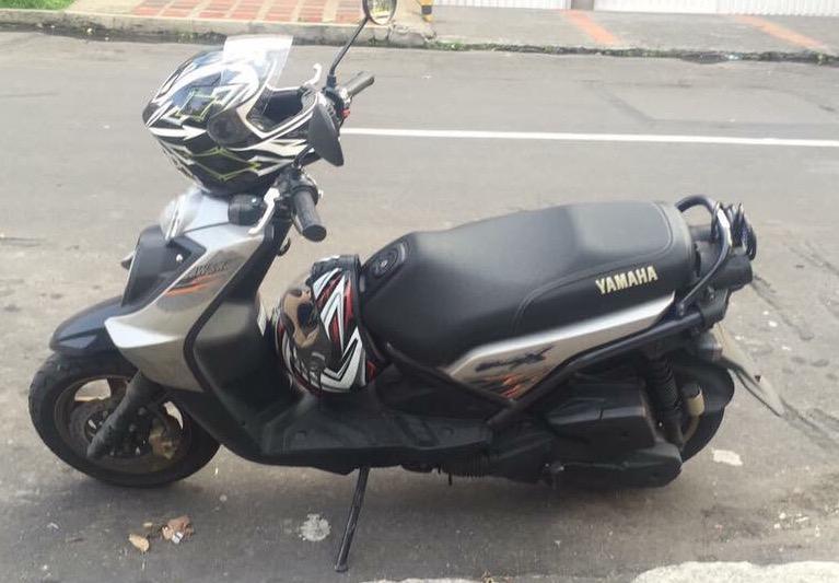Moto Yamaha BWS 2