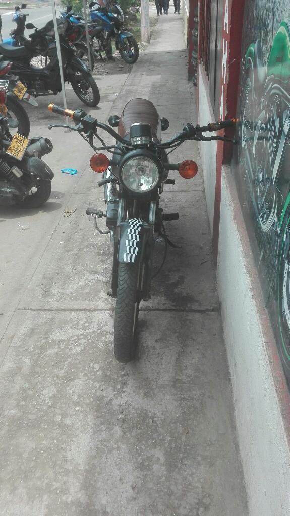 Se Vende Akt Cafe Racer 125