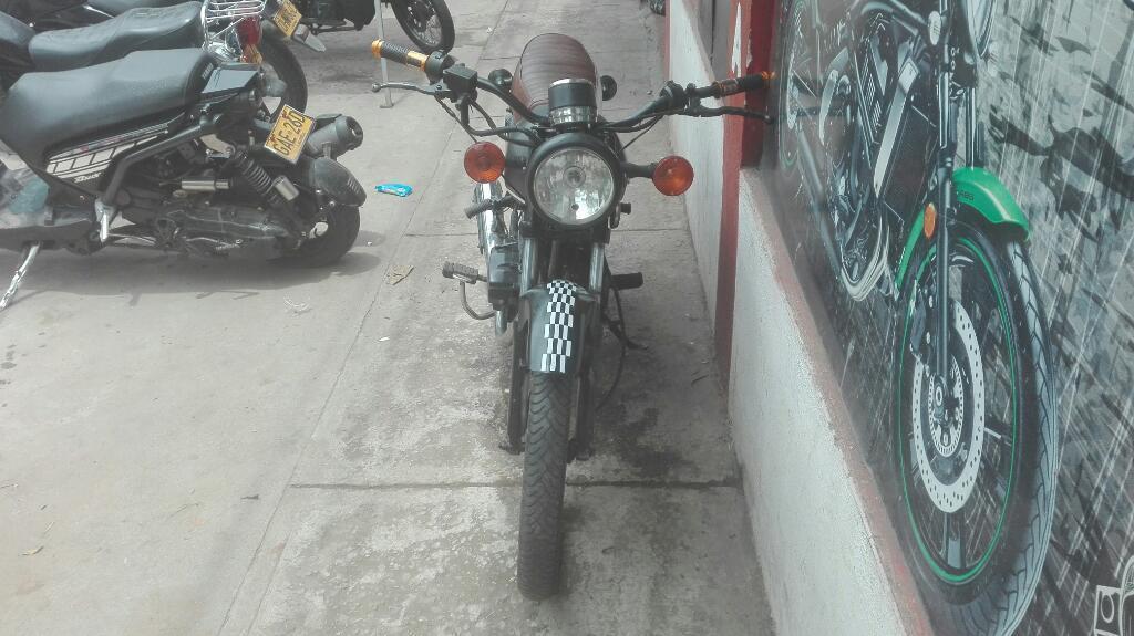 Se Vende Akt Cafe Racer 125