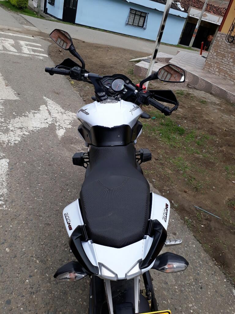 Vendo Hermosa Pulsar 2015 sin Soat Ni Te