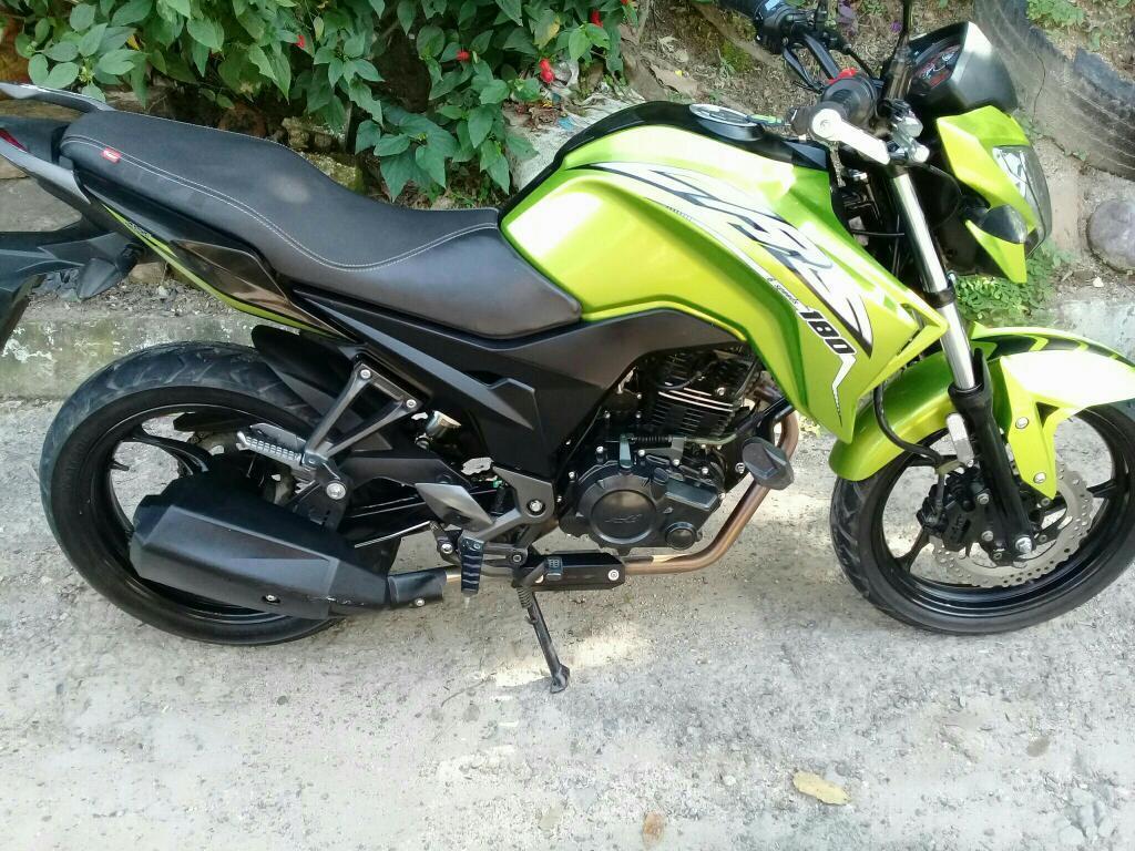 Se Vende Akt Cr5 180 Mod 2016