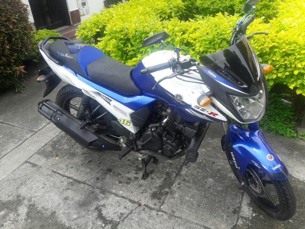 Vendo Yamaha Szr 150 Modelo 2015 Papeles hasta Nov de Pradera Valle