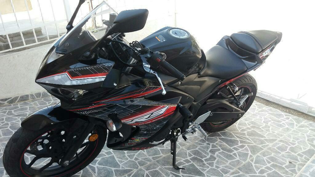 Vendo Yamaha R3