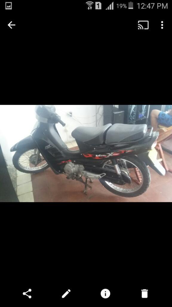 Moto Vivvax en Buen Estado Sólo Tjt