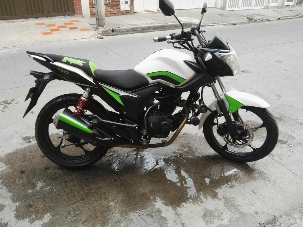 Vendo Akt Evo R3 150 Modelo 2015