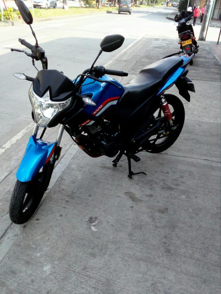 Moto Full Como Nueva 2015 Evo3