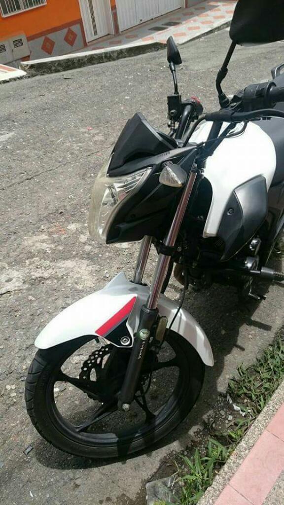 Moto Evo R3