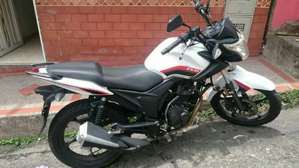 Moto Evo R3