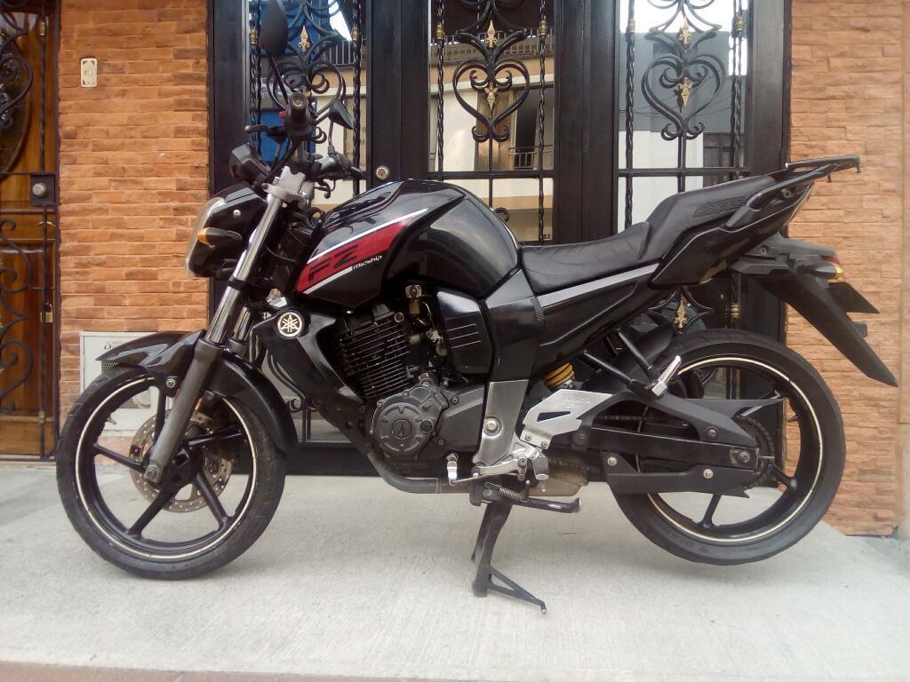 Hermosa Y Barata Yamaha Fz