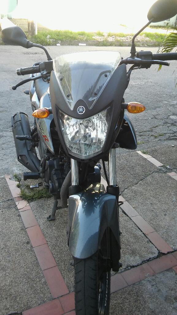 Vendo Sz 150 Yamaha Modelo 2014