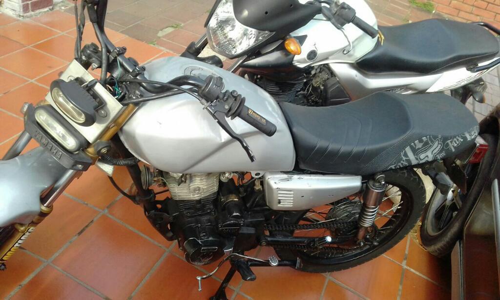 Akt 125 Modelo 2006