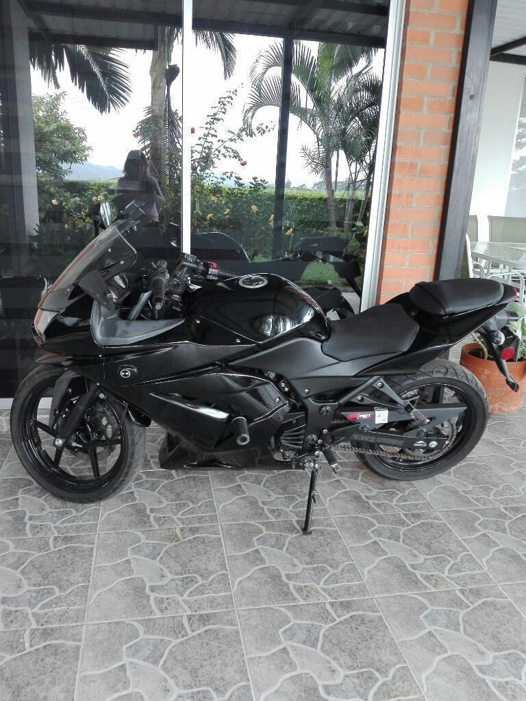 Moto Kawasaki Ninja 250