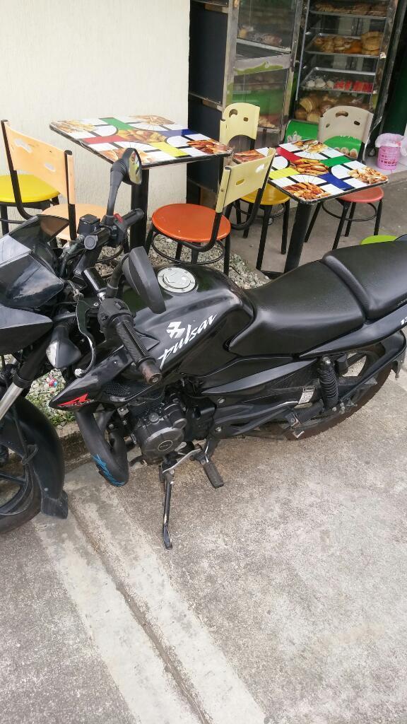 Vendo Moto Pulsar 135