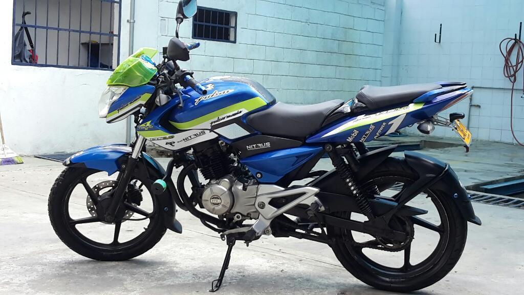 Vendo Pulsar 135