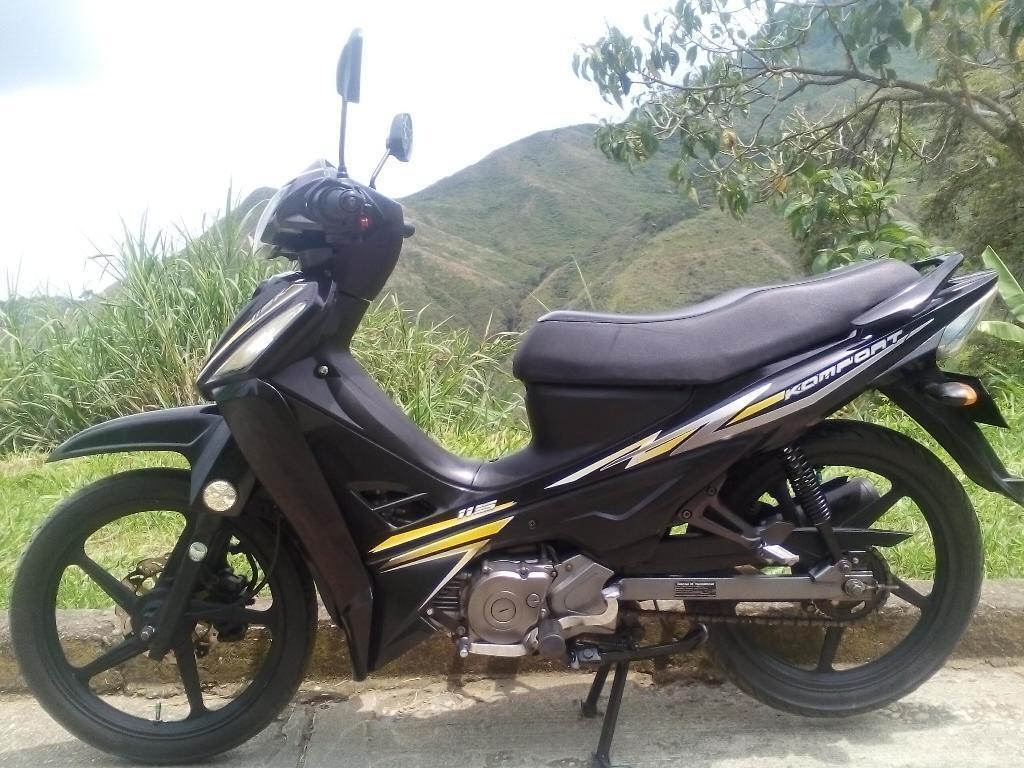 Se Vende Akt 115 Komfort 2014 con Seguro Y Tecno Nuevos