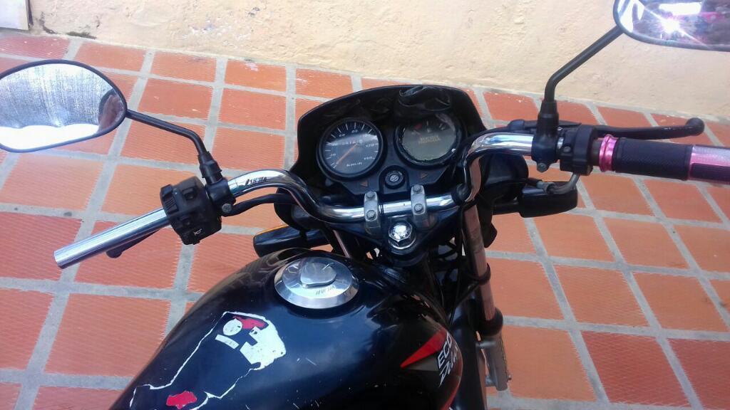 Vendo O Permuto por Moto 125