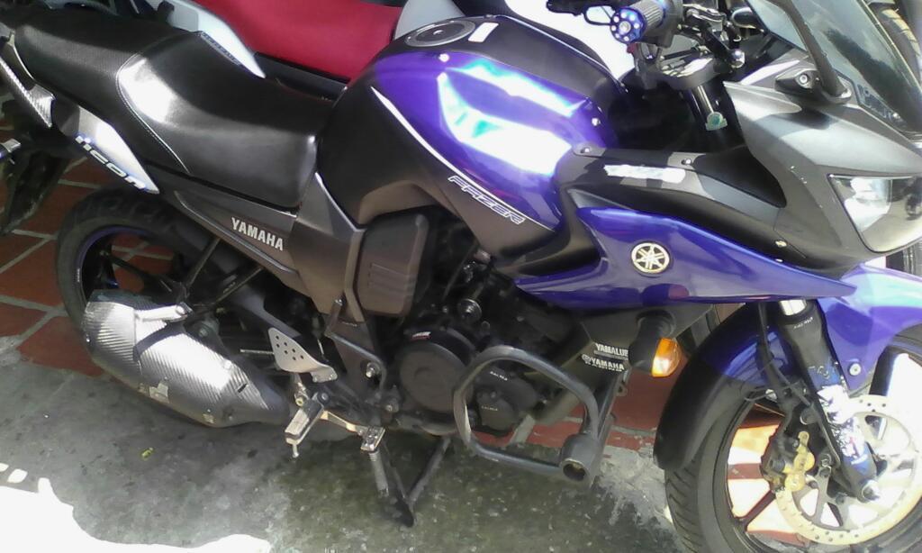 Yamaha Fazer 2015