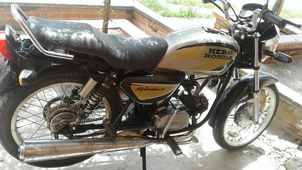 Vendo Honda Splendor 100 Modelo 2004