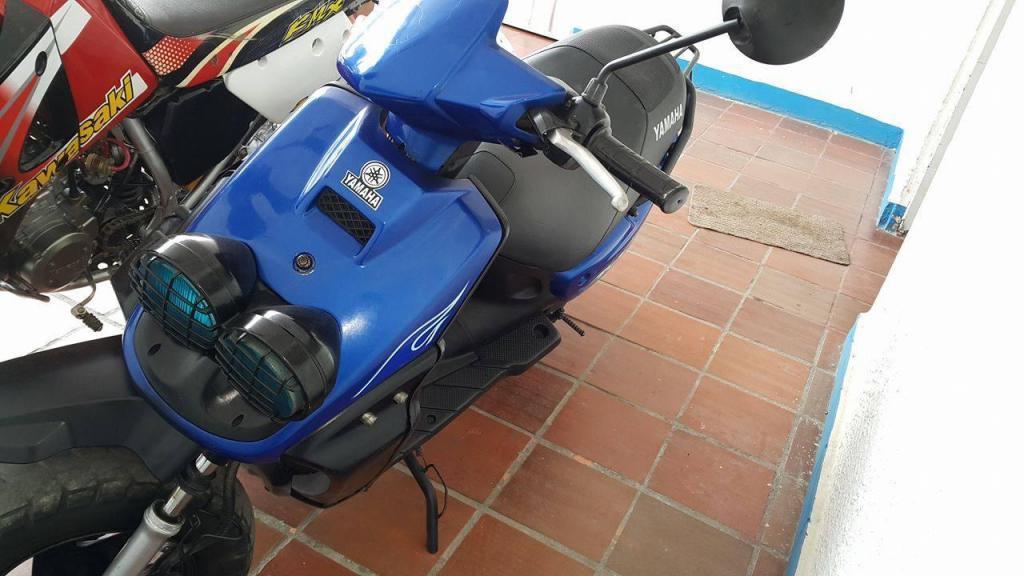 bws yamaha MODELO 2001 venezolana