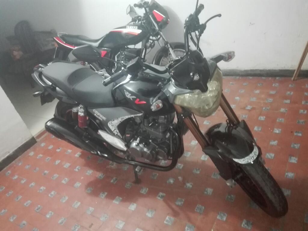 Vendo Rkv 200 2012