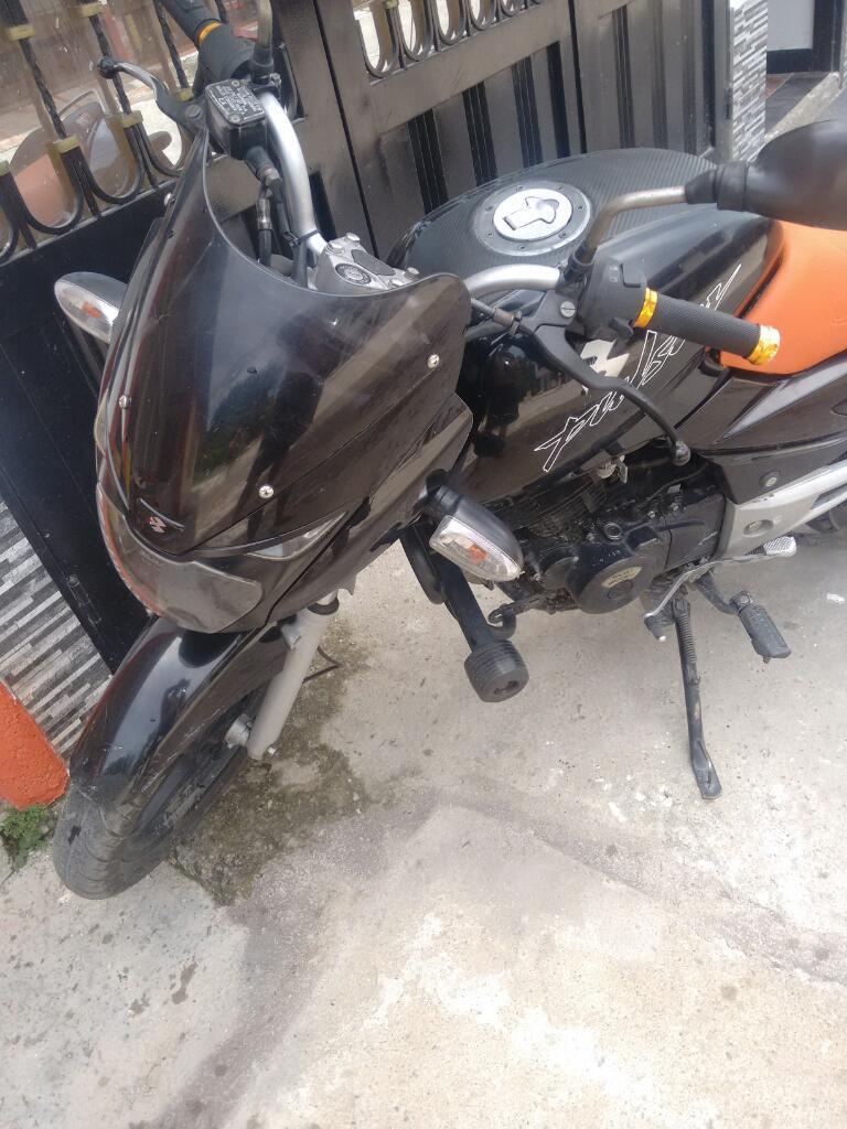 Vendo Moto Pulsar 180