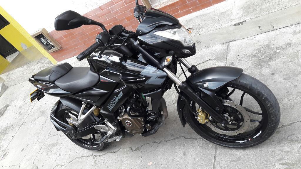 Vendo Pulsar Ns 200 con 21400 Klm