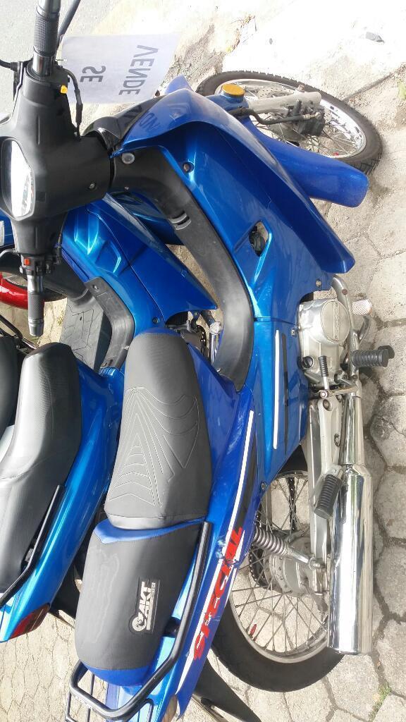 Se Vende Akt Especial