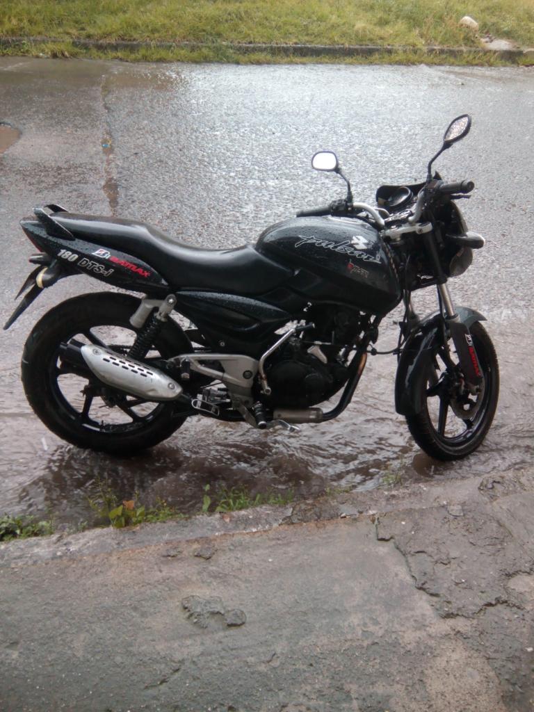 Pulsar 180 mod2006 tel 3192638905