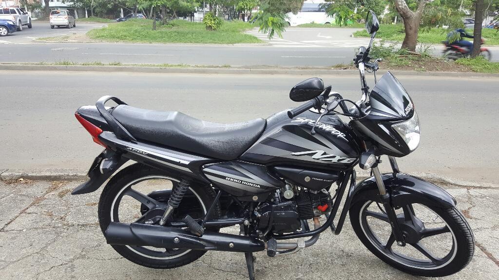 Se Vende Hermosa Honda Splendor Nxg 2014