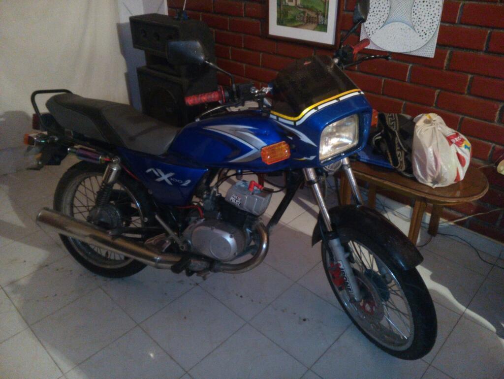 Se Vende Ax100 Exelente Estado