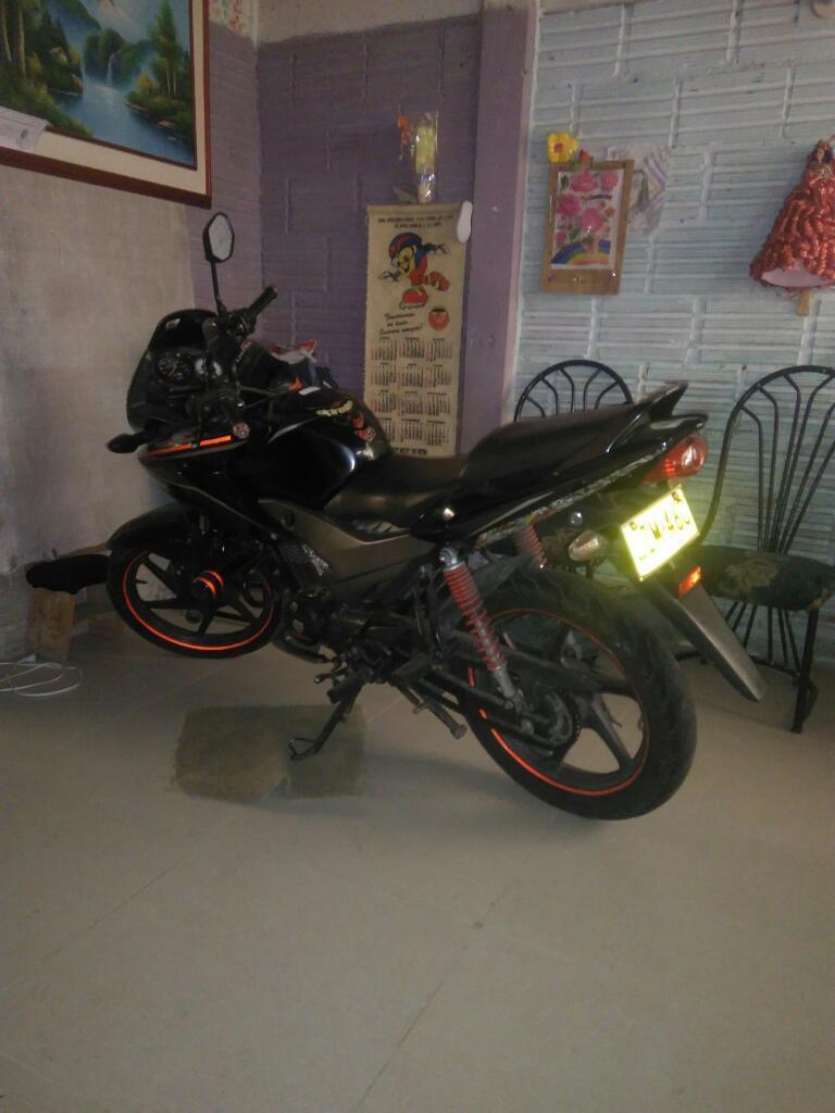 Vendo Moto en Buen Estado