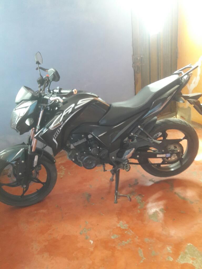 Vendo Moto Akt Cr5