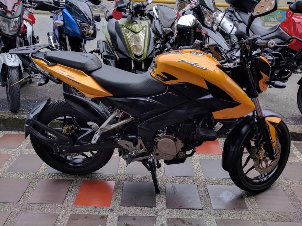 Pulsar 200 Ns 2014