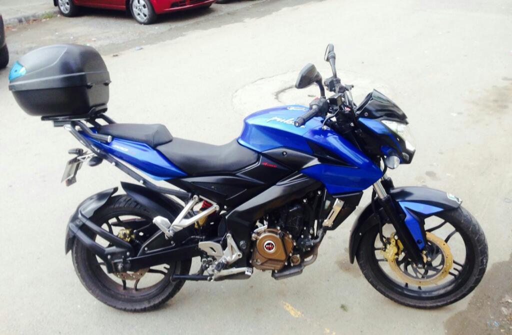 Pulsar Ns 200