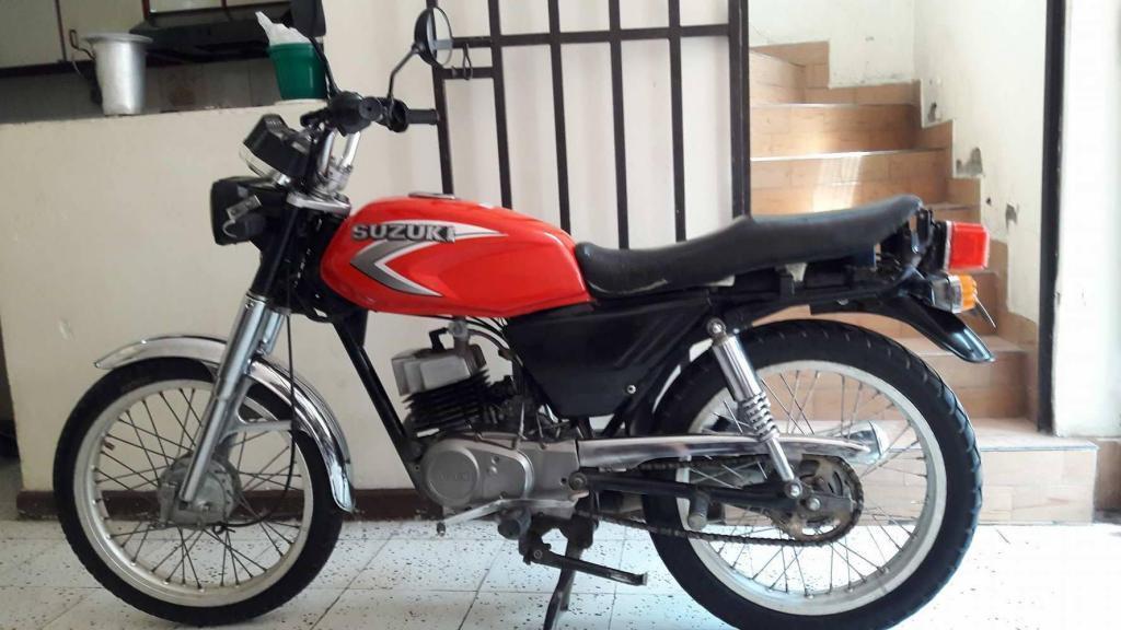 ax 100 modelo 2004