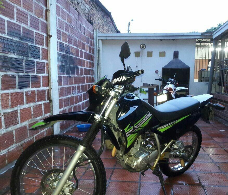 SE VENDE XTZ 125 VENEZOLANO AÑO 2007 NO TIENE SOAT NI GASES