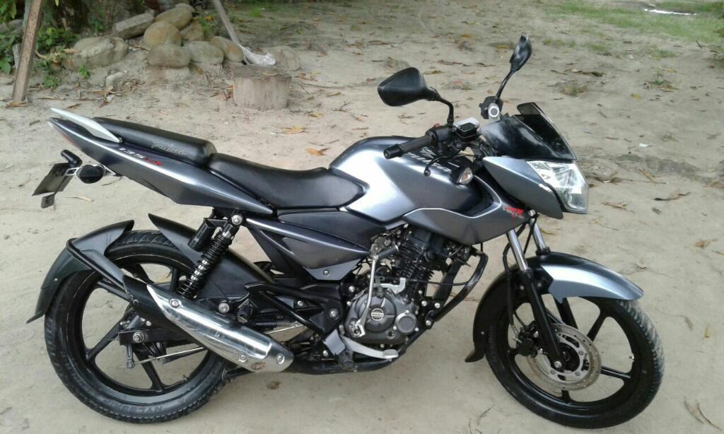 Vendo Pulsar 135