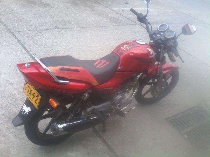 VENDO MOTO HONDA CB125E $$2.800.000 NEGOCIABLE