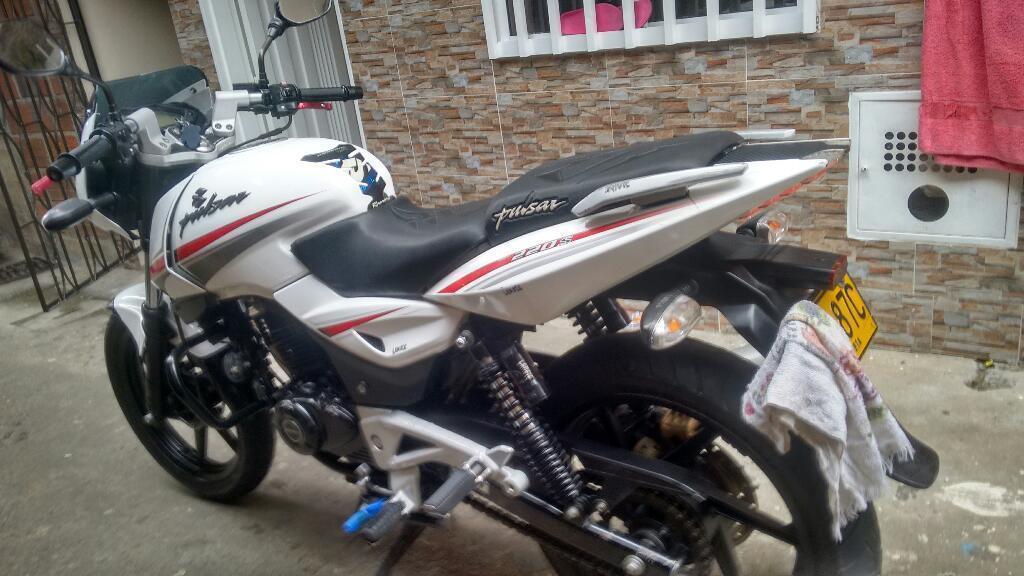 Pulsar 220 S Mod.2012