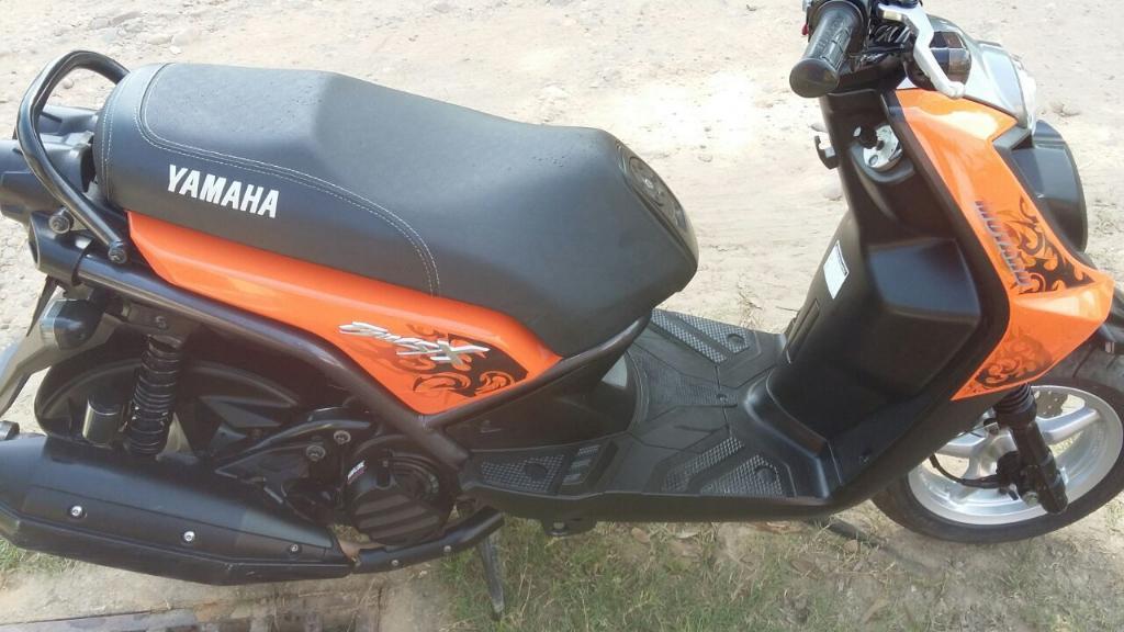 Se Vende Moto Yamaha Bwis