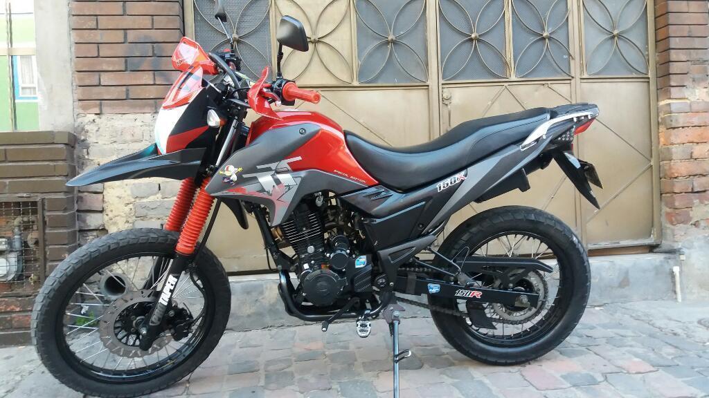 Akt Ttr 150 Modelo 2015 Luces Hyd Buena