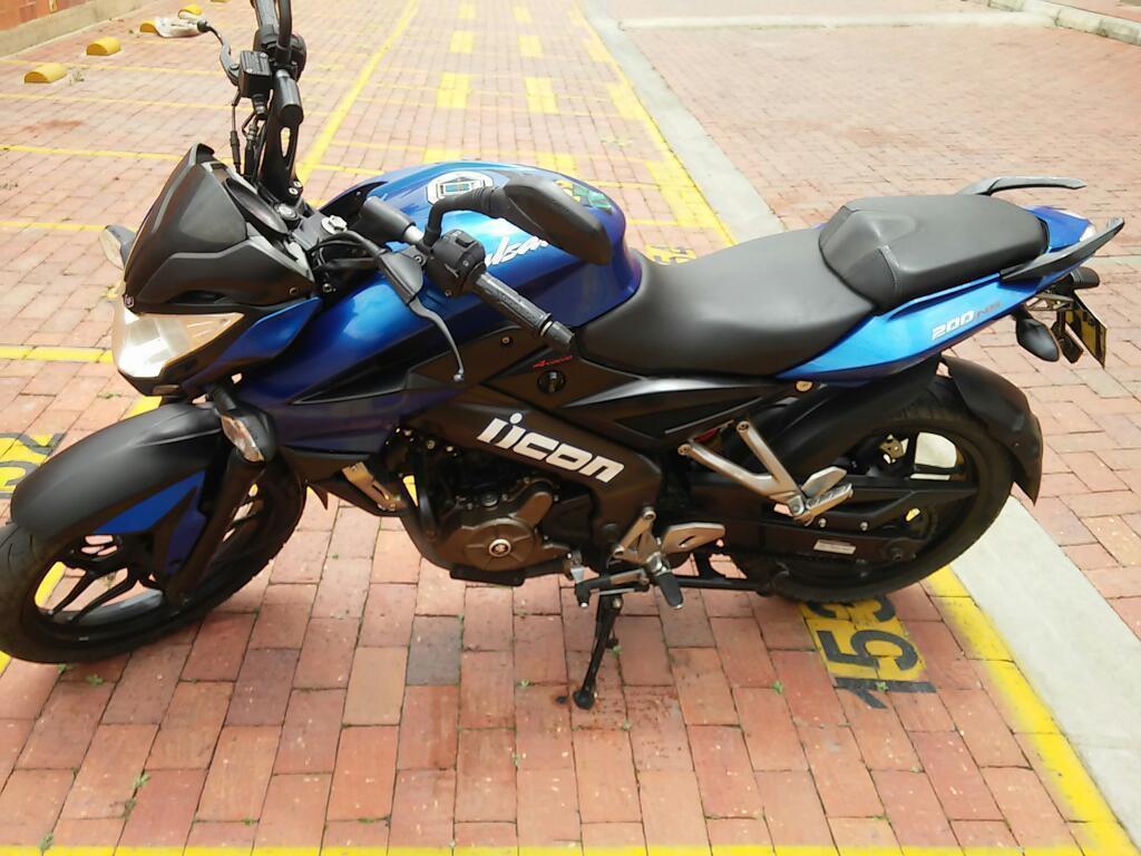 Vendo Moto Ns 200 Modelo 2015