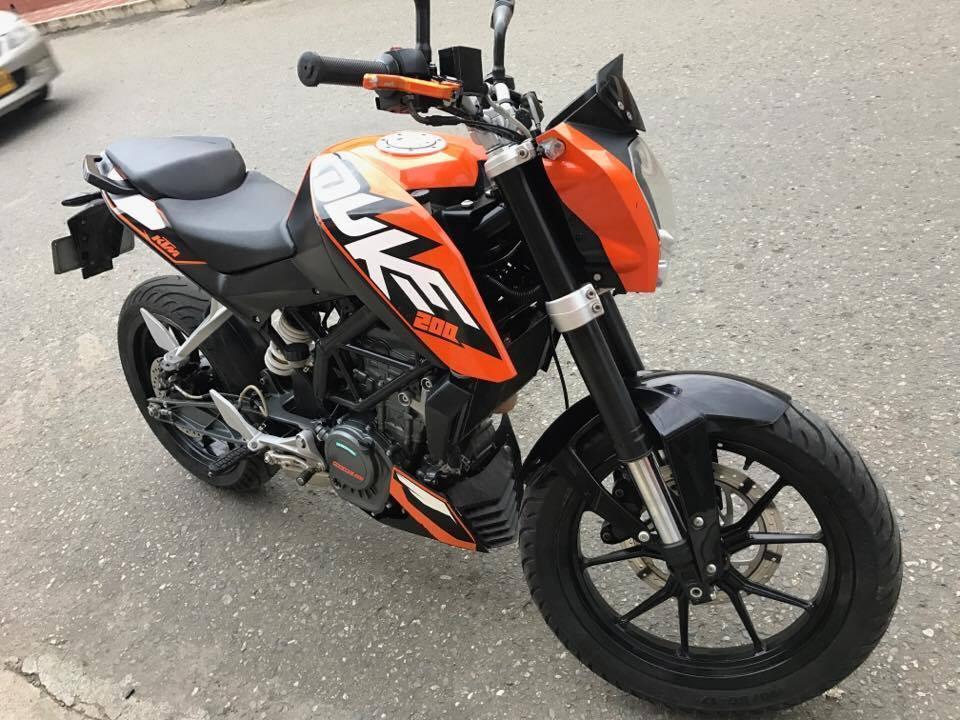 KTM DUKE 200 2015