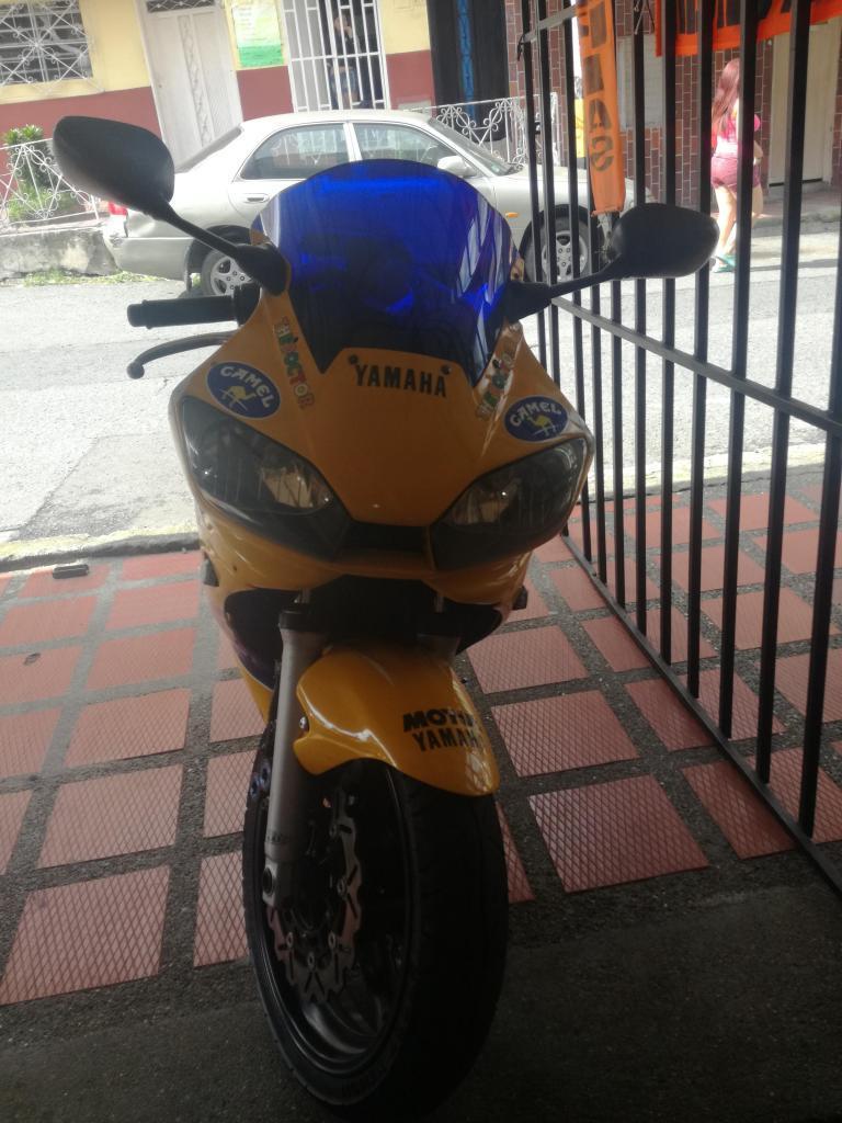 YAMAHA R6 2002