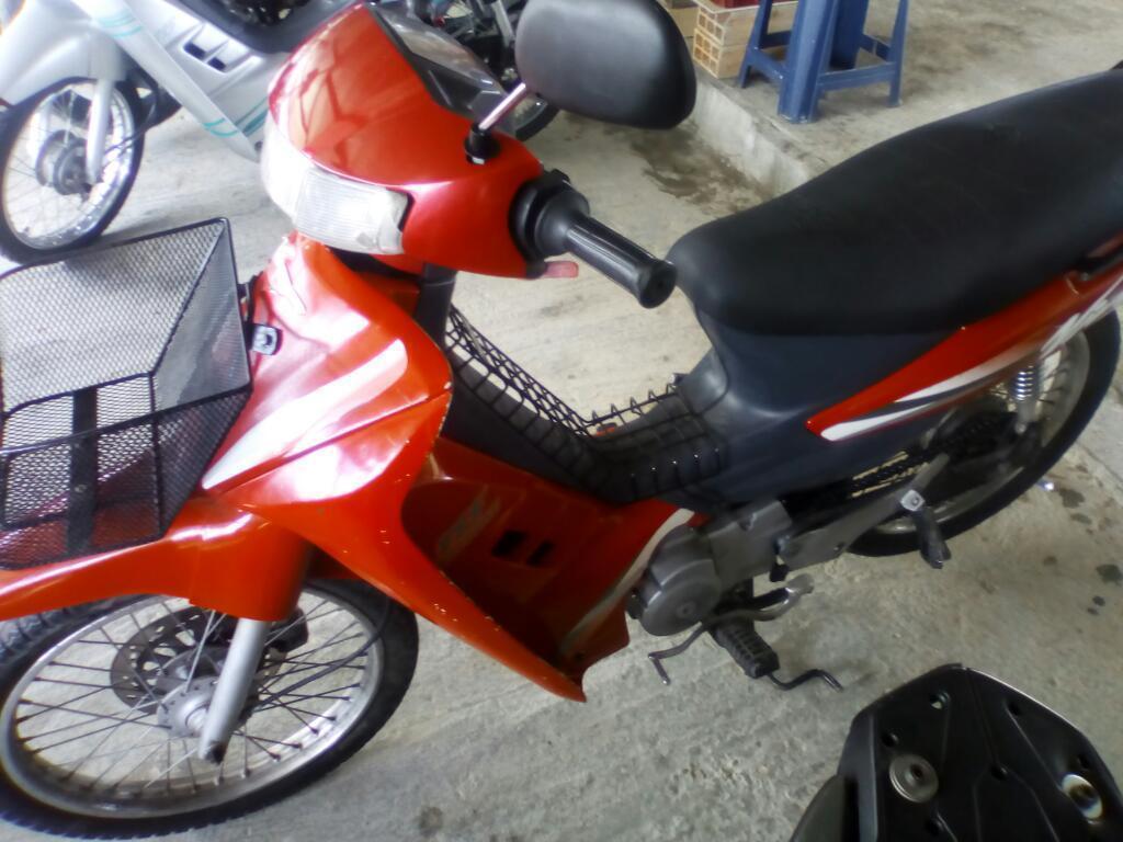 Vendo Moto Viva 2002