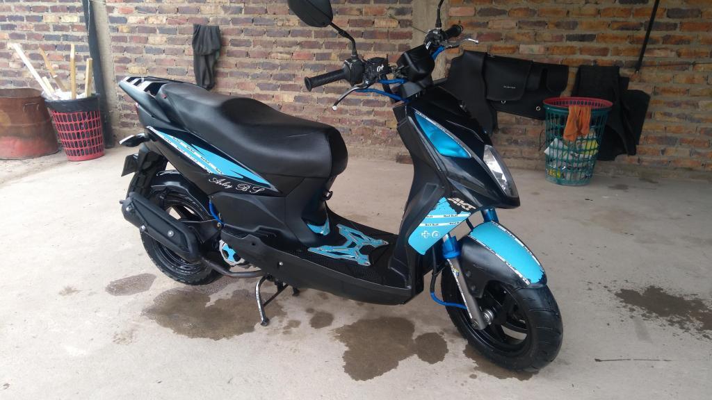 VENDO AKT DINAMIC R MODELO 2015 GANGA